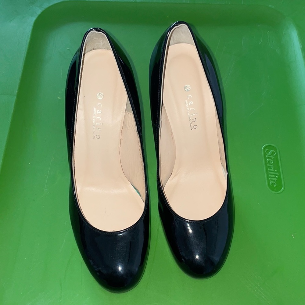 Carino high heel shoes